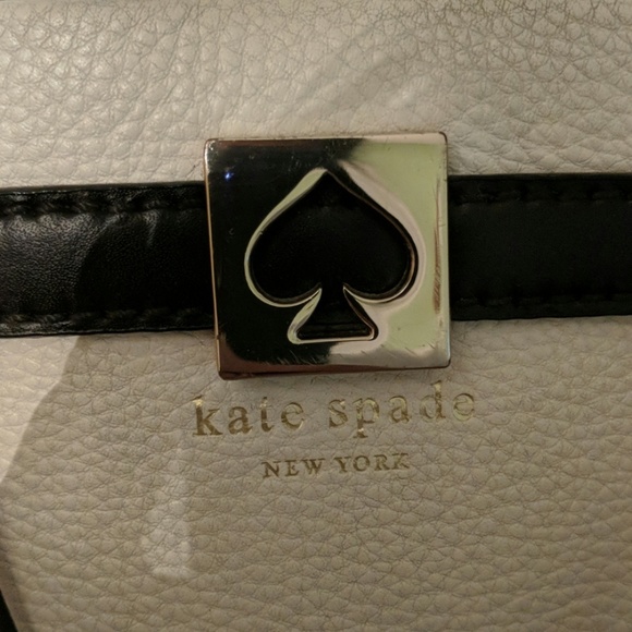 Purse - Picture 3 of 4